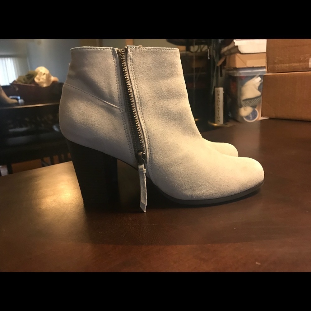 Davenport Bootie - Ironstone Suede - Picture 5 of 7